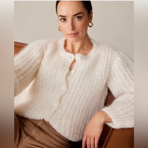 Vintage Express Tricot Women Mohair/Acrylic Cardigan Sweater Color Ivory Size S - Picture 1 of 10